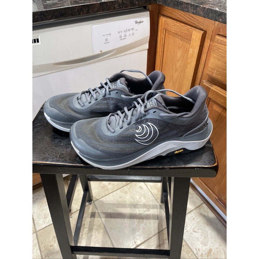 Men's Ultraventure 4 Comfortable Durable 5MM Drop Trail Running Shoes Size 10.5